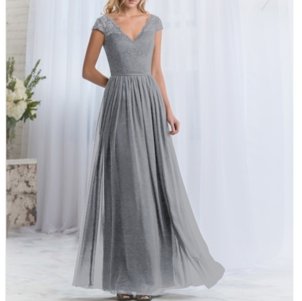 Jasmine Belsoie Cap Sleeve Grey Lace Formal Dress Gown Size 6 Bridesmaid MOB MOG
